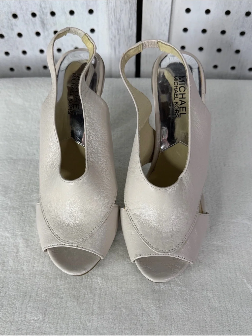 MICHAEL Michael Kors Cream Leather Slingback Peep Toe Platform Heels Size 8